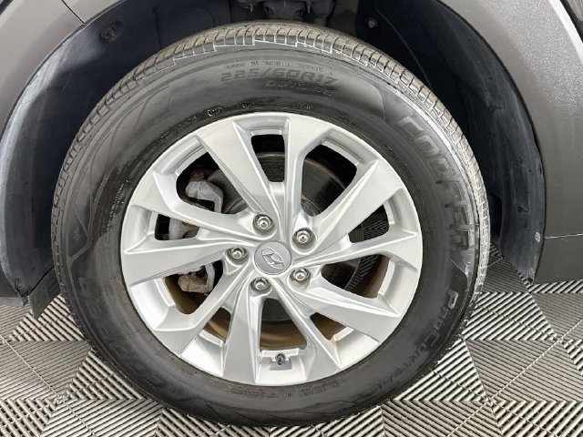 Used 2019 Hyundai Tucson SE w/ Cargo Package AWD/4WD image 34