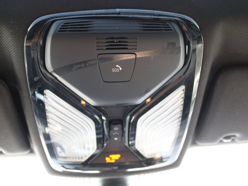 Used 2020 BMW 530i xDrive w/ Convenience Package image 34