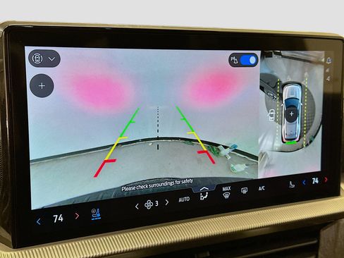 Used 2025 Ford Explorer Platinum w/ LUX Leather Package image 23