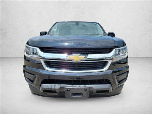 Used 2018 Chevrolet Colorado LT RWD image 2