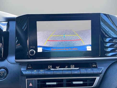 Used 2025 Toyota Camry LE FWD image 13