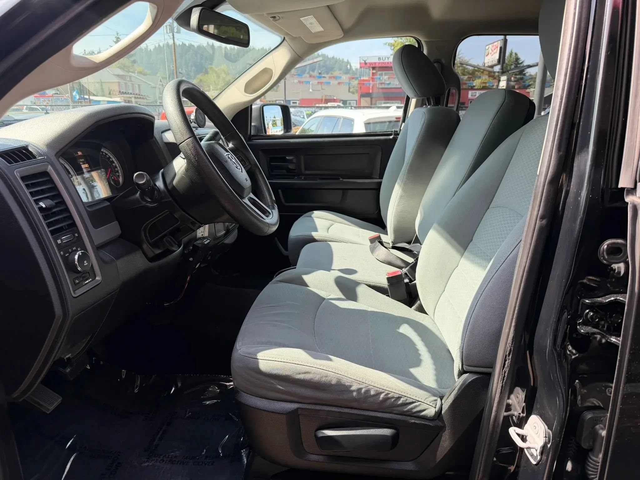 Used 2013 RAM 1500 Express AWD/4WD image 10