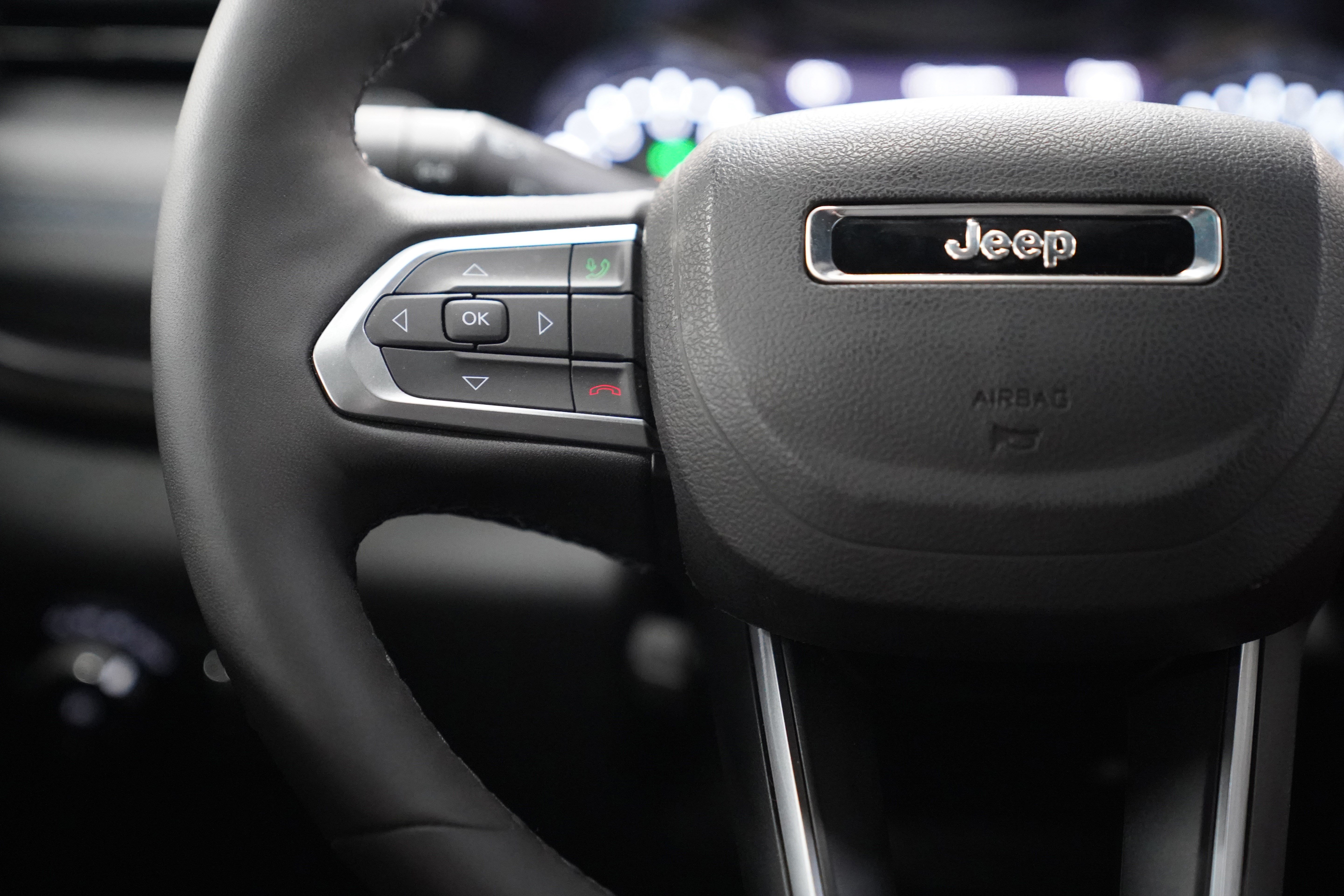 Used 2026 Jeep Compass Limited AWD/4WD image 19