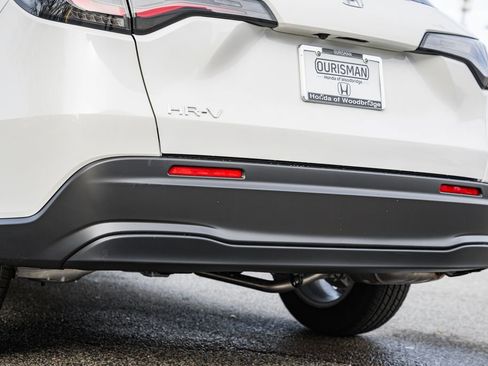 New 2026 Honda HR-V LX image 8