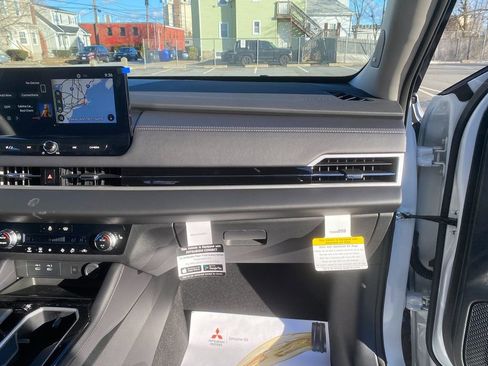 New 2026 Mitsubishi Outlander Trail Edition image 29