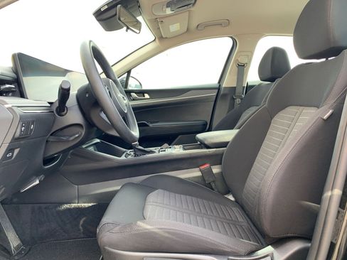 Used 2025 Kia K5 LXS image 25