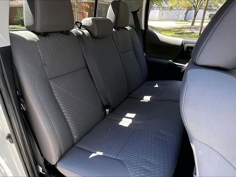 Used 2022 Toyota Tacoma SR5 w/ Technology Package image 22