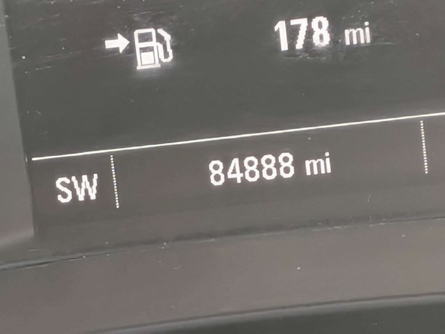 Used 2021 Chevrolet Malibu LT FWD image 29