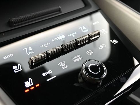 New 2025 Porsche Macan Turbo Electric image 22