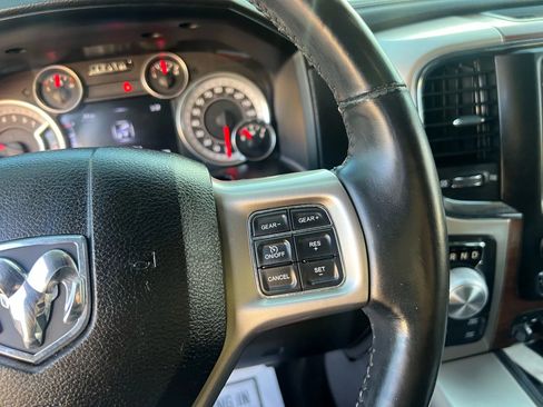 Used 2015 RAM 1500 Laramie w/ Convenience Group image 16