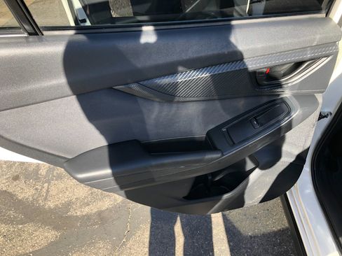 Used 2019 Subaru Crosstrek 2.0i Premium image 21