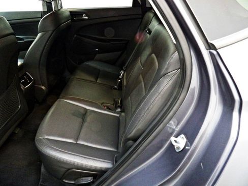 Used 2017 Hyundai Tucson SE Plus AWD/4WD image 10