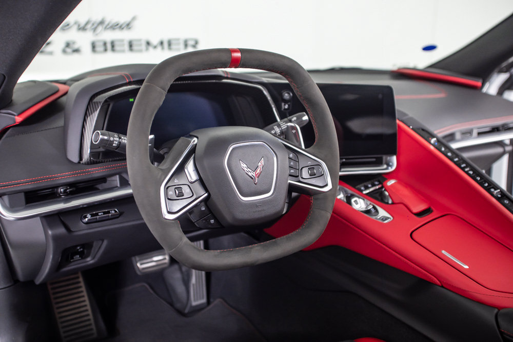 Used 2021 Chevrolet Corvette Stingray Preferred Conv w/ 2LT RWD image 21