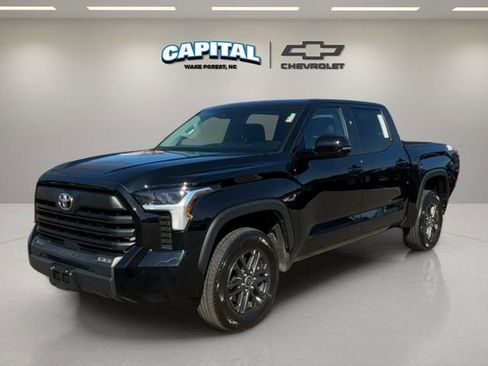 Used 2024 Toyota Tundra SR5 w/ SR5 Convenience Package AWD/4WD image 1