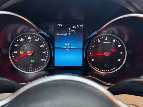 Used 2020 Mercedes-Benz C 300 Sedan image 10