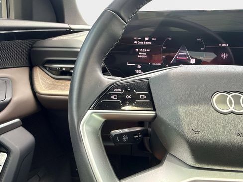 Certified 2025 Audi Q5 Premium w/ Convenience Package AWD/4WD image 28