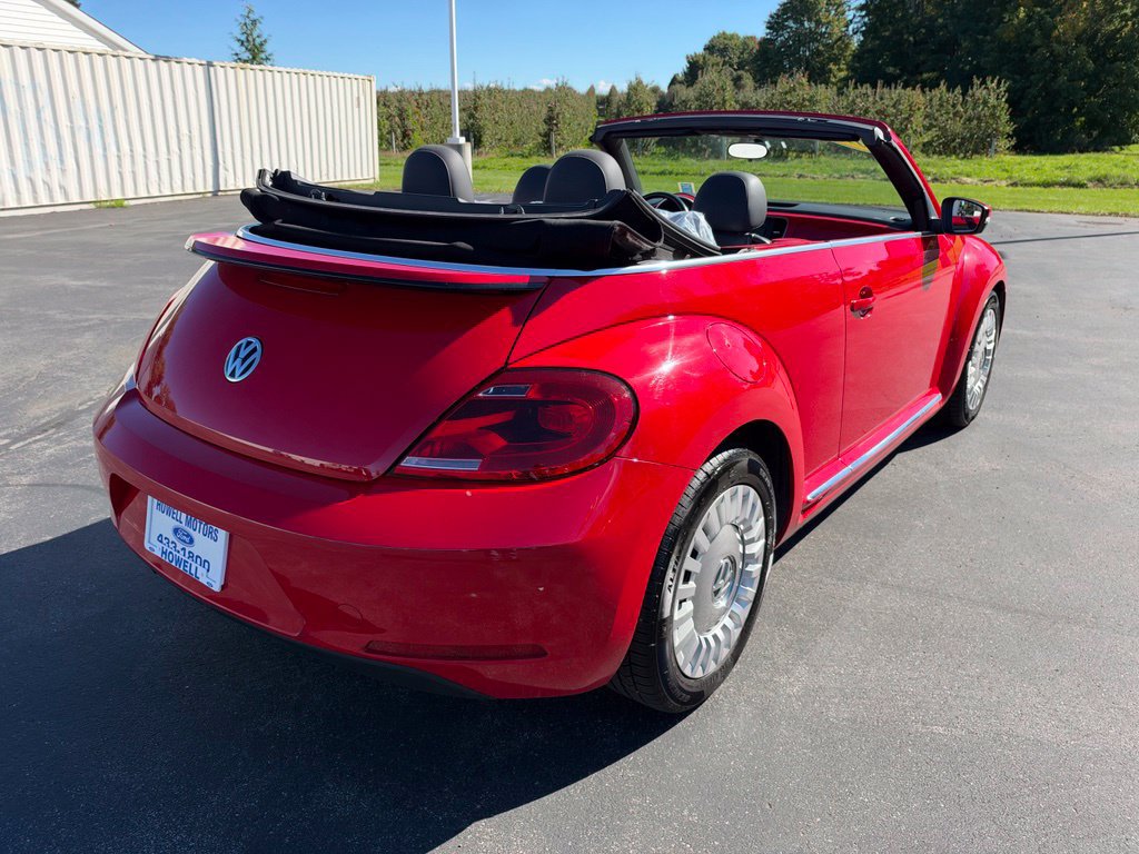 Used 2015 Volkswagen Beetle 1.8T FWD image 7