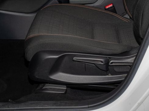 Certified 2024 Honda HR-V Sport image 29