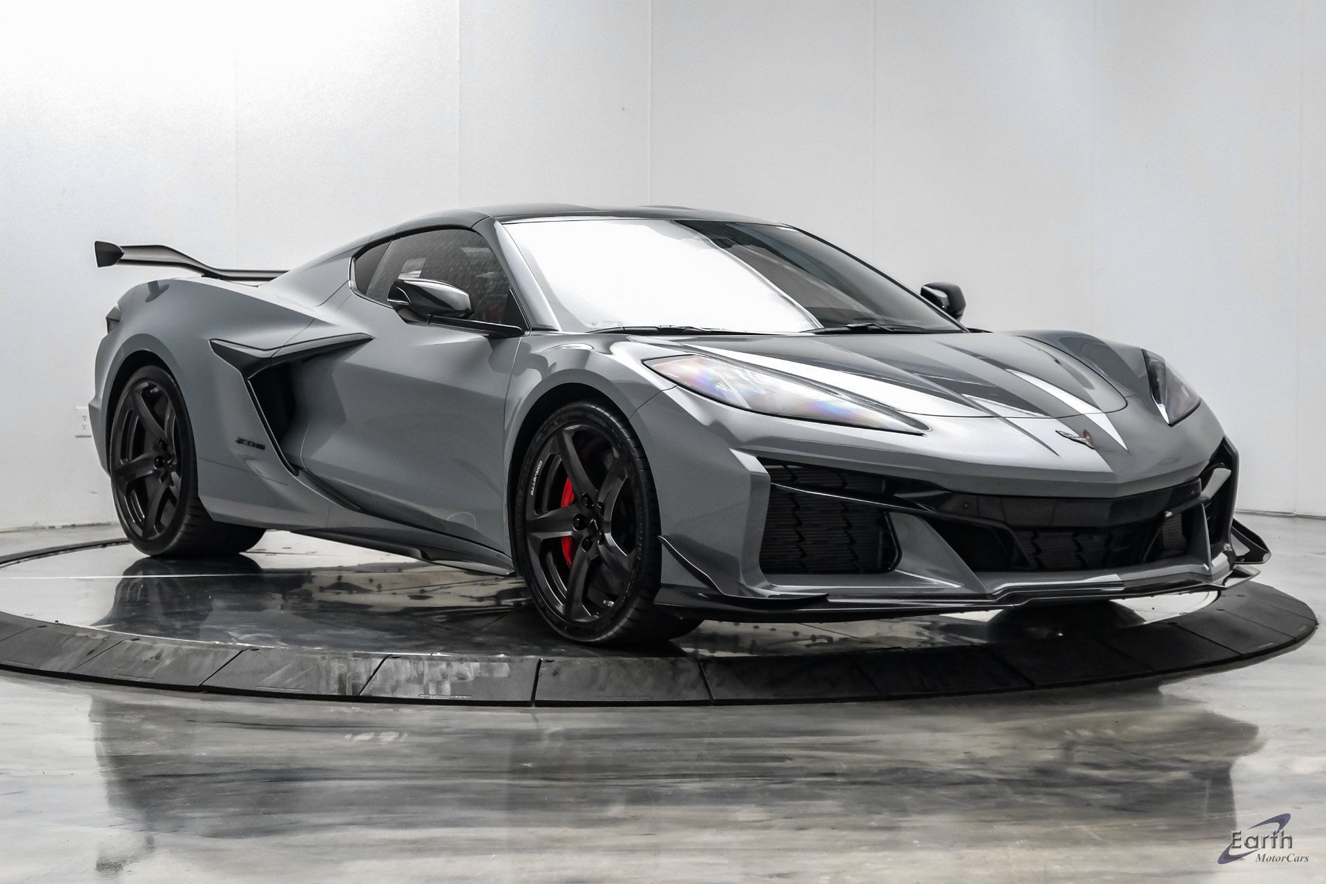Used 2025 Chevrolet Corvette Z06 w/ Z07 Performance Package RWD image 34