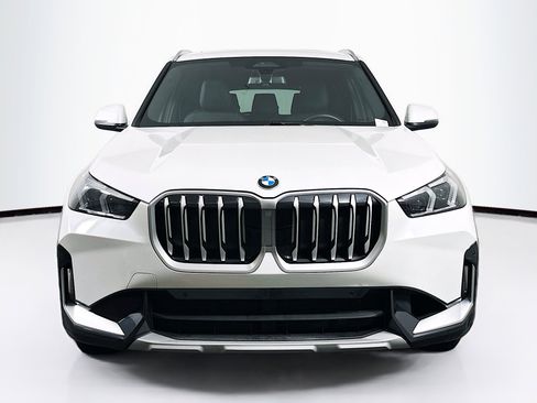 Used 2025 BMW X1 xDrive28i image 2