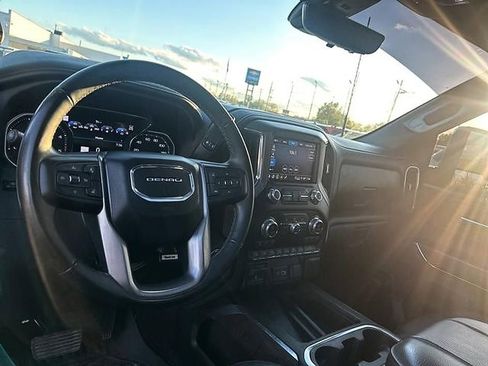 Used 2023 GMC Sierra 2500 Denali w/ Denali Ultimate Package AWD/4WD image 10