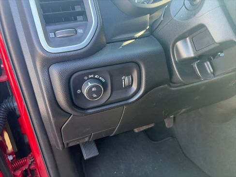 Used 2026 RAM 2500 Big Horn AWD/4WD image 20