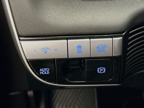 Used 2024 Hyundai Ioniq 5 Limited AWD/4WD image 17
