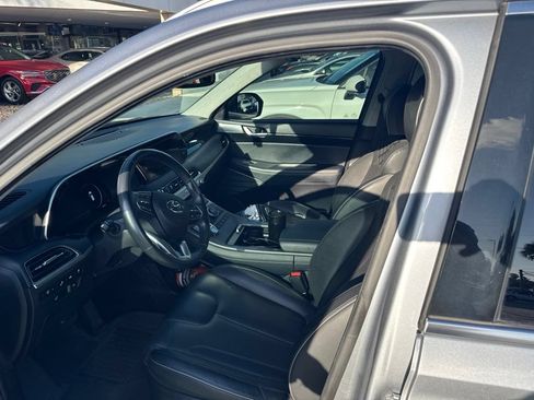 Used 2021 Hyundai Palisade Limited FWD image 17