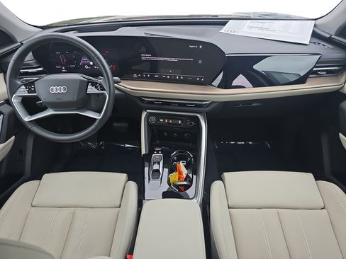 Used 2025 Audi Q5 Premium Plus w/ Premium Plus AWD/4WD image 9