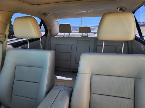 Used 2014 Mercedes-Benz E 350 Sedan image 16