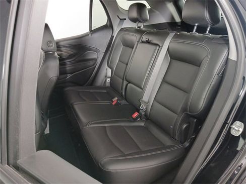 Used 2022 GMC Terrain SLT w/ Infotainment Package II image 19