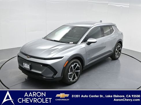 New 2026 Chevrolet Equinox EV LT image 34