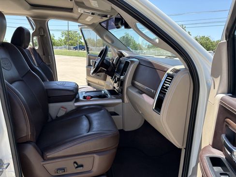 Used 2017 RAM 2500 Longhorn w/ Convenience Group AWD/4WD image 13