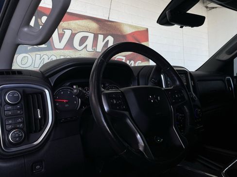 Used 2021 Chevrolet Silverado 2500 LTZ w/ LTZ Plus Package image 14