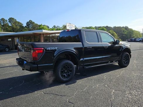 New 2026 Ford F150 XLT w/ XLT Black Appearance Package AWD/4WD image 11
