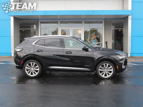 Used 2023 Buick Envision Avenir AWD/4WD image 3
