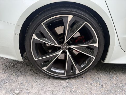 Used 2022 Audi RS 7 Sportback AWD/4WD image 13