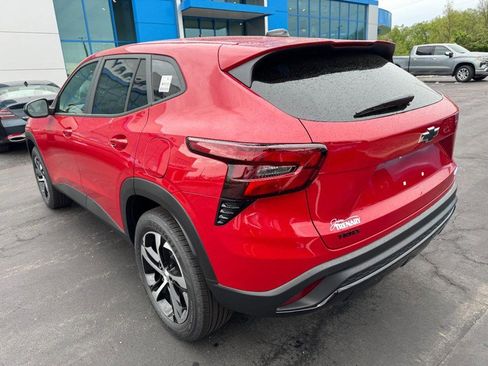 New 2026 Chevrolet Trax RS FWD image 27