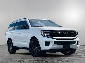 Used 2025 Ford Expedition Platinum w/ Platinum Ultimate Package AWD/4WD video 1