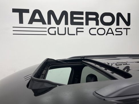 New 2025 Jeep Grand Cherokee Altitude image 10