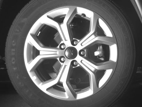 Used 2025 Jeep Compass Latitude AWD/4WD image 15