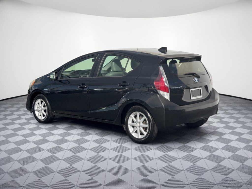 Used 2016 Toyota Prius C Four FWD image 3