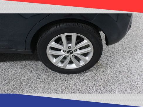 Used 2019 Kia Soul + image 35