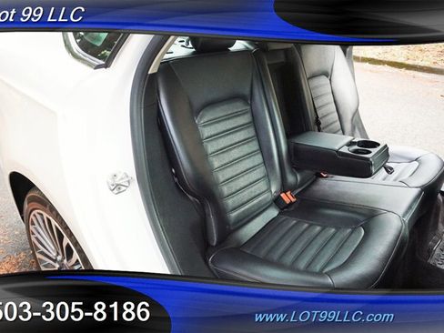 Used 2017 Ford Fusion SE w/ Fusion SE Technology Package FWD image 16