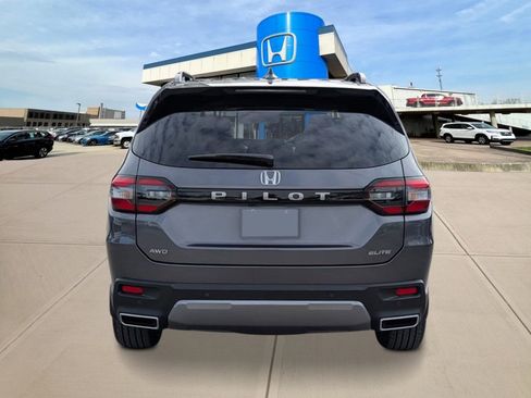 New 2026 Honda Pilot Elite image 4