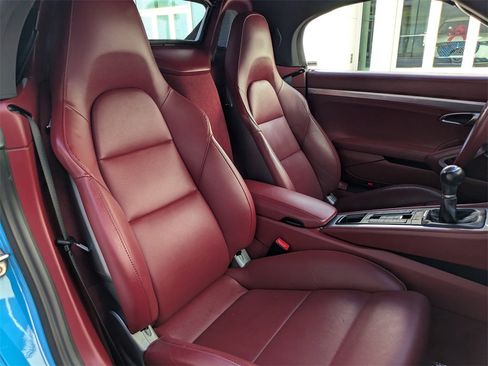 Used 2017 Porsche 718 Boxster S image 13