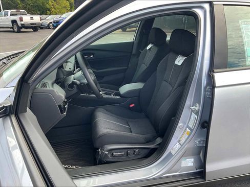 New 2025 Honda Accord Sport image 11