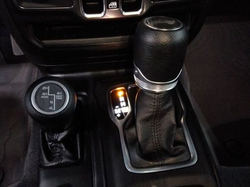 Used 2023 Jeep Wrangler Unlimited w/ Cold Weather Group image 20