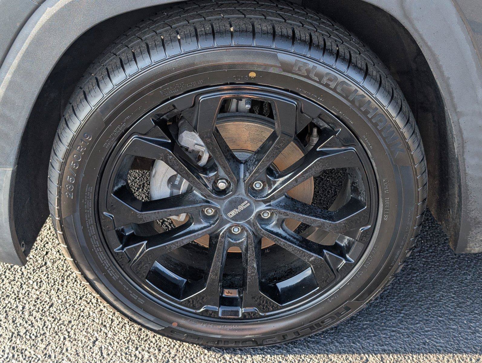 Used 2020 GMC Terrain SLE w/ Elevation Edition FWD image 11