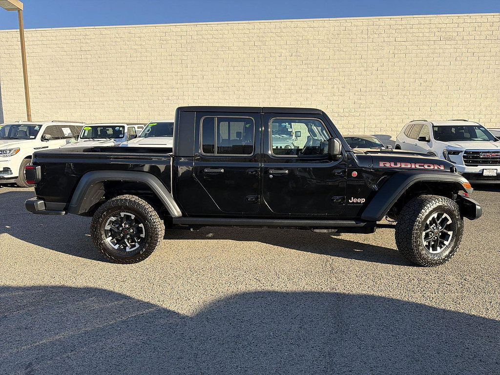 Used 2026 Jeep Gladiator Rubicon AWD/4WD image 4